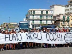 «Pozzuoli esiste ancora», sciopero provinciale dell'Usb nel giorno della manifestazione dei sindaci a Roma
