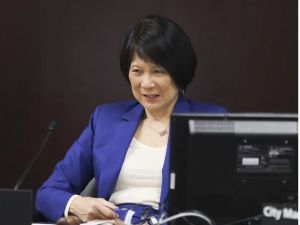 AGAR: Chow’s meal plan: breakfast, lunch — and hold the dinner
