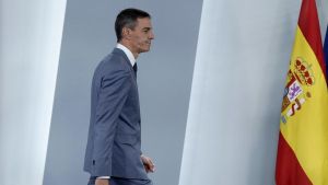 Sánchez decreta el Gobierno de la Calle