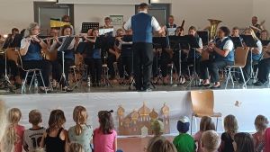 Von Frozen bis Aladdin: Familien spenden dem Musikverein viel Applaus
