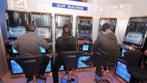 Gioco d’azzardo, in un anno bruciati a Trieste 450 milioni: ma preoccupa anche il sommerso