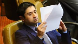 Lo que implica el desafuero del senador Calisto que resolvió la Corte de Apelaciones de Puerto Montt