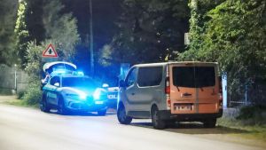Staranzano, si scontra in bici con il furgone: ragazza di 14 anni in ospedale