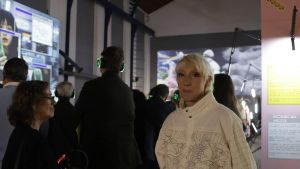 Anne Horel lleva al Pozu Santa Bárbara su trabajo 