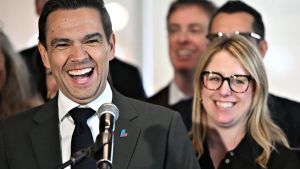 Les restes de la CAQ font saliver les vautours