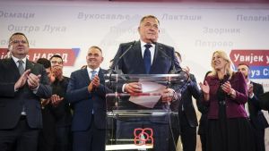 Između apatije i nacionalizma: Šta su birači poručili na izborima u BiH?