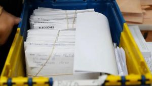Voto por correo: Cree el ladrón que todos son de su condición