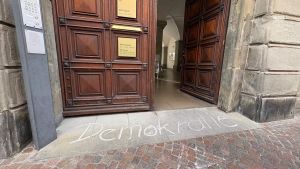 Vertrauenskrise im Rathaus: Warum so viel Argwohn herrscht und wie es besser geht