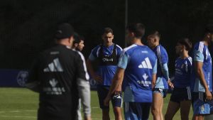 El Oviedo sigue preparando el choque ante el líder con una duda fundamental