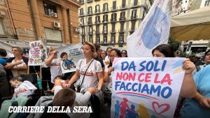 Caregiver e disabili in sit-in davanti alla Regione: