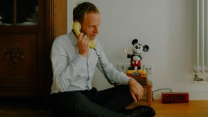 Sagen Sie mal, Herr Prüfer: Was muss man wirklich über gute Erziehung wissen?