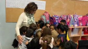 La maestra Sabrina, veterana della Duca d’Aosta di Monfalcone: «Qui bimbi integrati»
