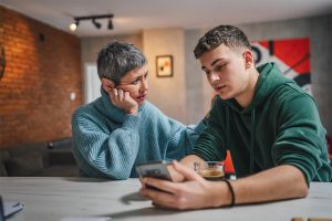 Vaut-il mieux aider ses enfants de son vivant ?