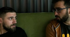 Australian living in the U.S. explains why Americans talk to strangers. It makes perfect sense.