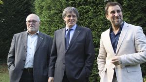 Comín y Puig volverán a Catalunya sin esperar a Puigdemont para reservarle un 