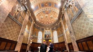 Duomo pronto per la festa del patrono