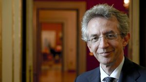 Comunali 2027 a Napoli, comincia la corsa per sfidare il «defender» Manfredi