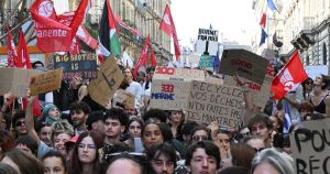 What French student protests reveal about Britain's broken political system