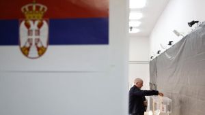 Izborni presek: Glasanje dijaspore i dalje u centru pažnje, Vučić tvrdi da je ‘otimao pištolje iz ruku’