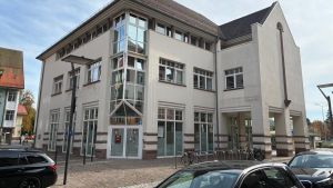 Commerzbank-Gebäude steht zum Verkauf: Eigentümer suchen Investor für markante Adresse