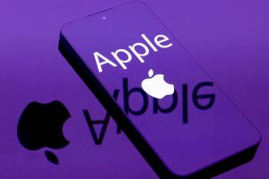 ICE Just Bought A Hacking Tool Cops Use To Break A Major Apple Security Feature