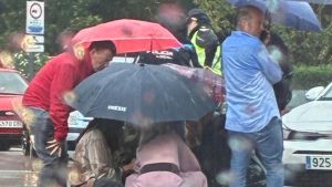 Herida una mujer de 56 años tras ser atropellada por un coche en el centro de Oviedo