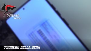 In 24 ore quattro tra arresti e denunce per carte d'intendità elettroniche manomesse