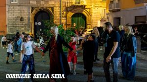 Trudie Styler: «Io bullizzata da piccola a scuola. Per questo ho scoperto la fede»
