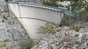 Anniversario del Vajont, polemica sulla centralina: «La memoria svenduta per un pugno di dollari»