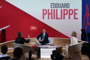 Ni rêve ni rupture : le pari risqué d'Édouard Philippe sur France 2