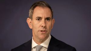 Chalmers’ credit card back-down unedifying and concerning