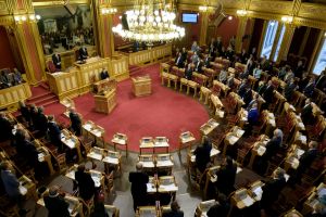 Hva er rikspolitikernes viktigste oppgave?