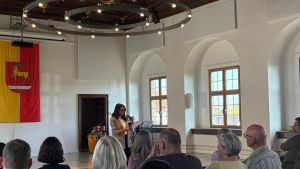 Junge Kunst erobert anlässlich einer neuen Ausstellungsreihe das Meßkircher Schloss