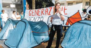I giovani Pd mettono le tende e aizzano la rivolta sulla casa