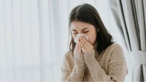 Seasonal allergies during changing weather: Common triggers, symptoms, who is at risk and ways to prevent flare-ups