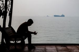 The U.S. can’t win in Iran until Trump makes a decision