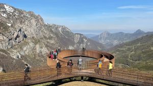 Pinchazo turístico de Asturias para el puente del Pilar: 