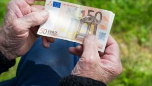 Αναδρομικά και… αγύριστα σε συνταξιούχους