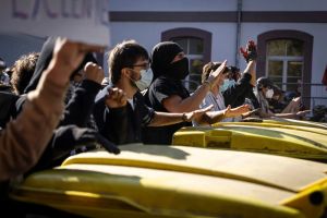 Casa e scuola, la rivolta europea qui non si sente