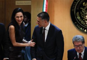 Donald en Palacio, ¿y? // Retórica enérgica se diluye // Anaya, Citlalli y Estados Unidos // Harfuch y Los tres García - Astillero