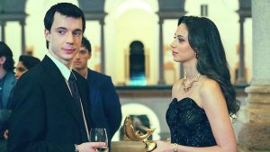 Gaia Zampighi diventa Michela, la Miss pavese che incanta Max Pezzali nella serie sugli 883