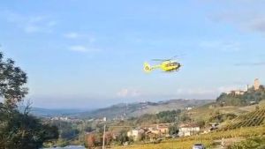 Golferenzo, ciclista investito sulla provinciale: 51enne portato al San Matteo