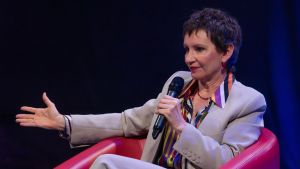¿Por qué Carolina Tohá quiere “abolir” la centro izquierda?