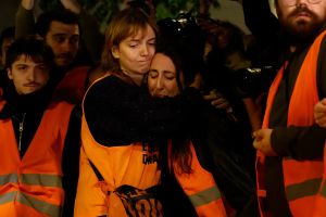 Épica de cartón para llorar en la Puerta del Sol al ritmo de un himno minero