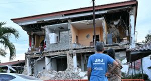 Terremoto de magnitud 7,7 sacude Panamá y deja al menos dos heridos y edificios colapsados