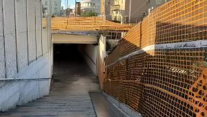 Sottopasso, è scontro sui ritardi