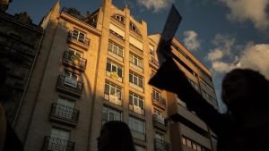 Grandes caseros frenan la oferta de alquileres y dejan casas vacías hasta el 29-N