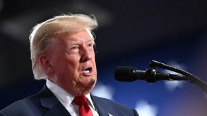 Gemor in Amerikaanse politiek over dieseldeal Trump en Poetin