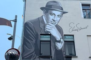 «Евстигений»: в театре на Чистых прудах отметили столетие своего главного артиста