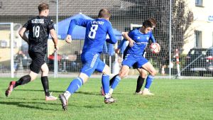 Der FC Neustadt gewinnt mit 3:1 bei der SG Dauchingen/Weilersbach. Mit Videos!